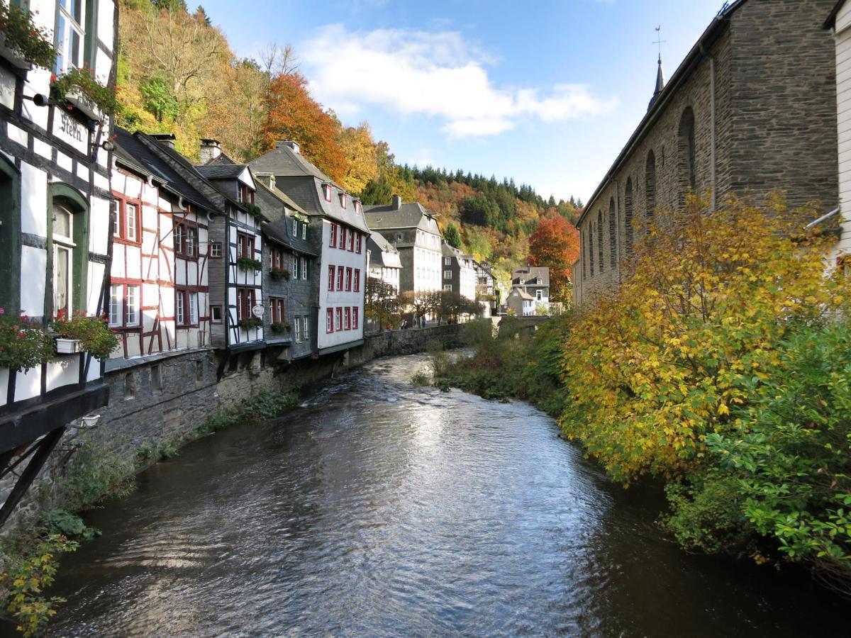 Historisches Haus Im Herzen Von Monschau Eksteriør bilde